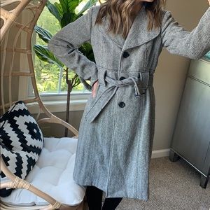 WARDROBE STAPLE COAT 🖤